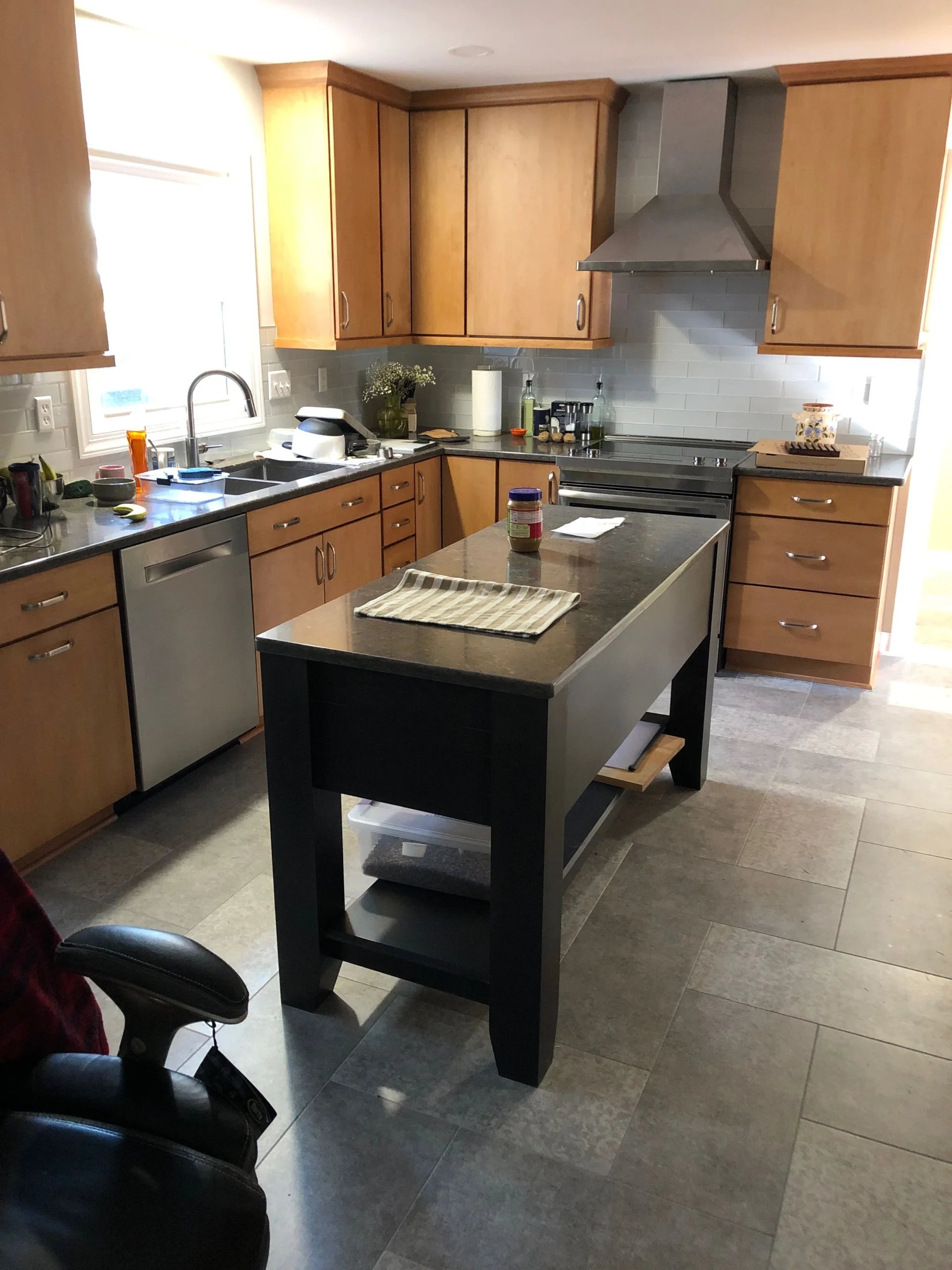 Leo Lantz - Bathroom Before Set 7